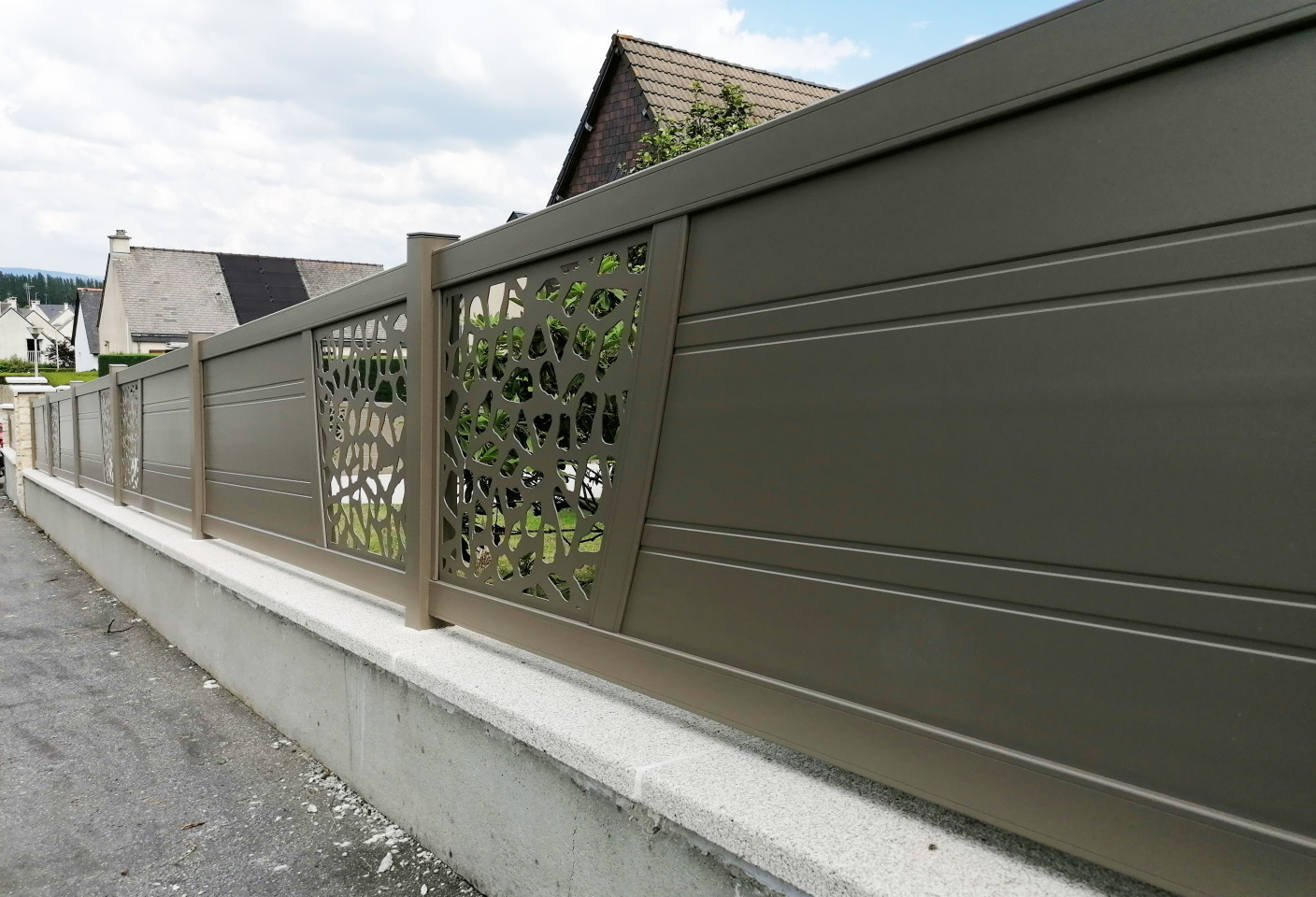 Clôture aluminium_ Modèle Loft_Gamme Tendance