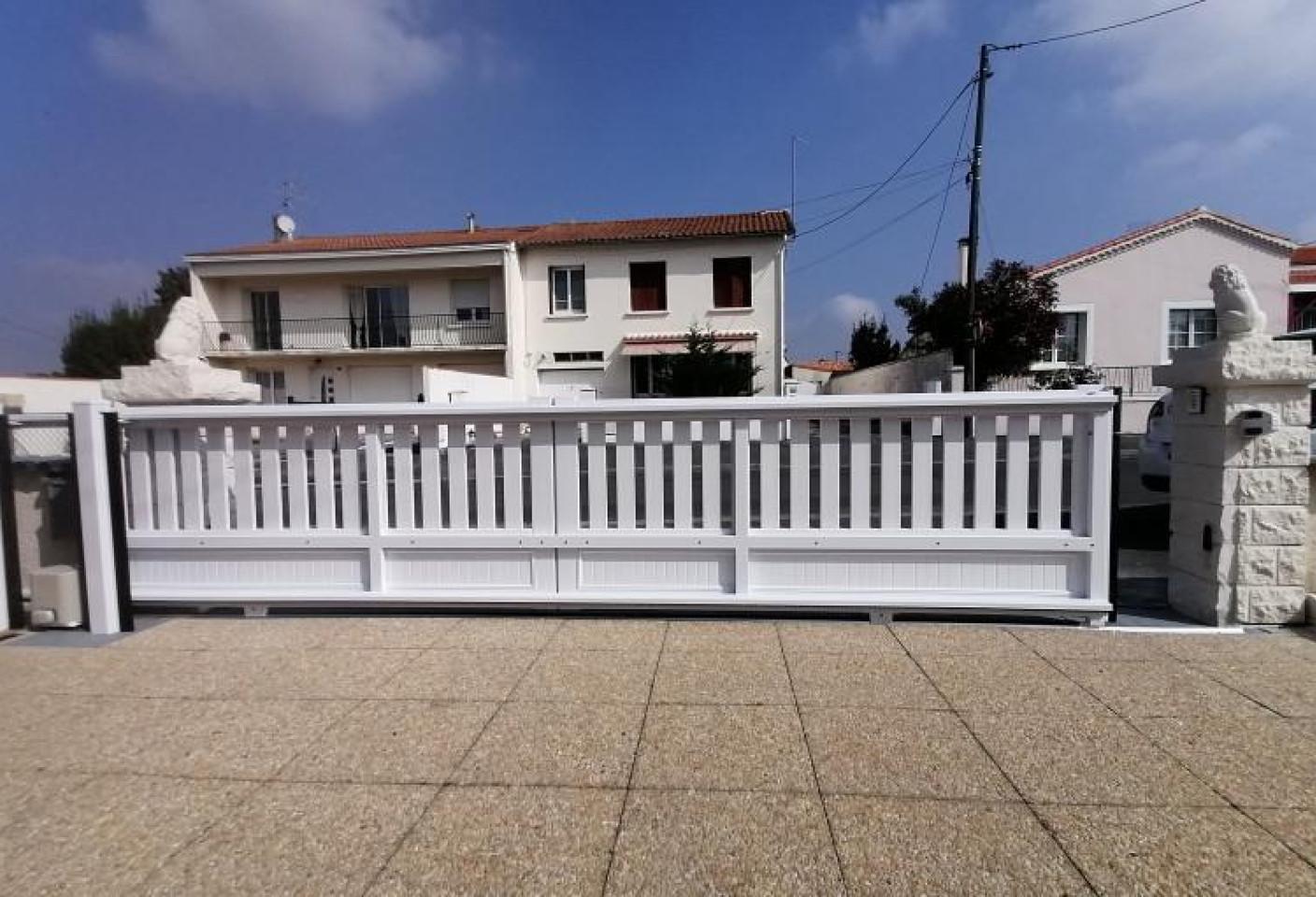 portail coulissant traditionnel gyt