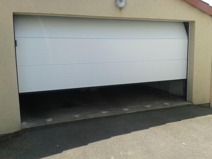 portes de garage sectionnelles plafond