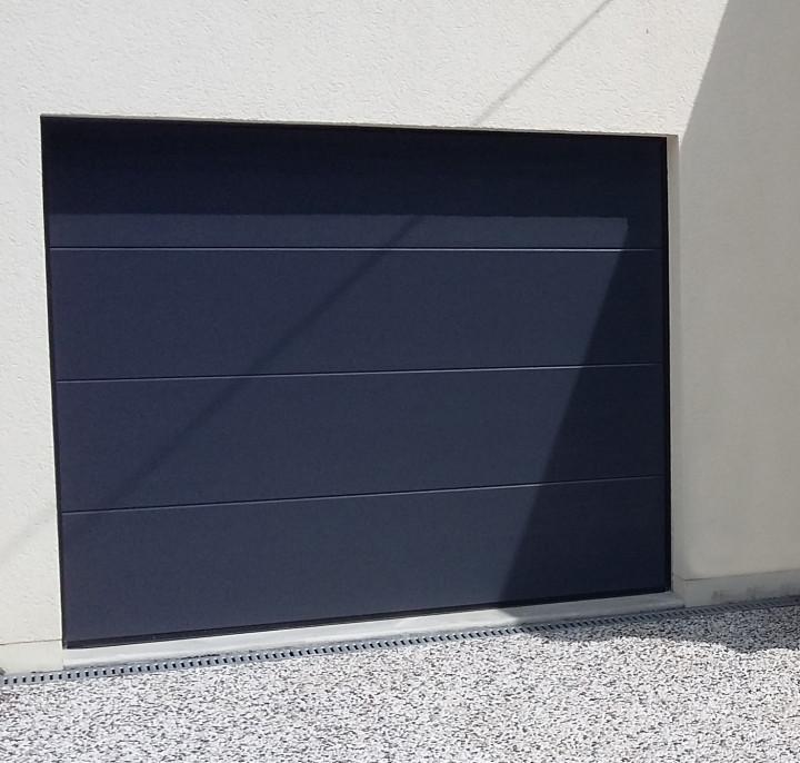 Porte de garage sectionnelle plafond