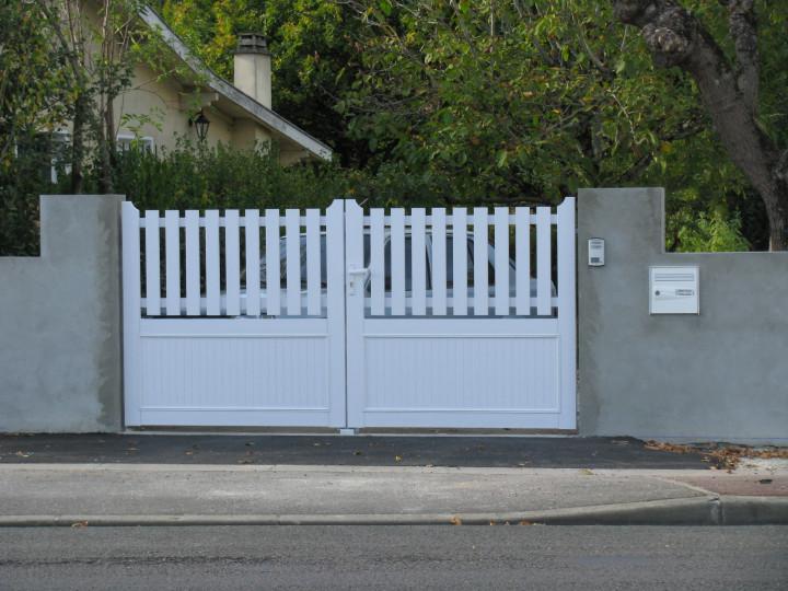 Portail PVC