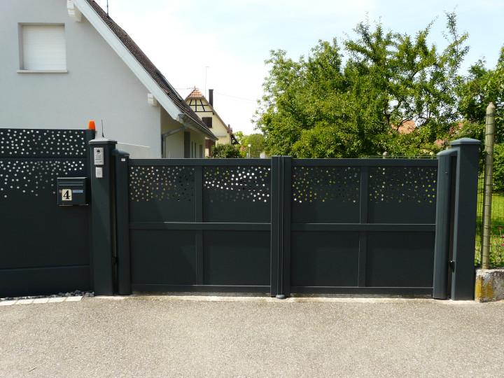 Portail aluminium LOFT