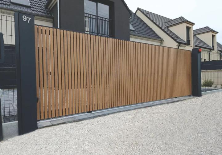 matériaux portail coulissant