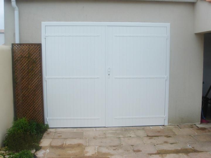 Porte de garage battante aluminium