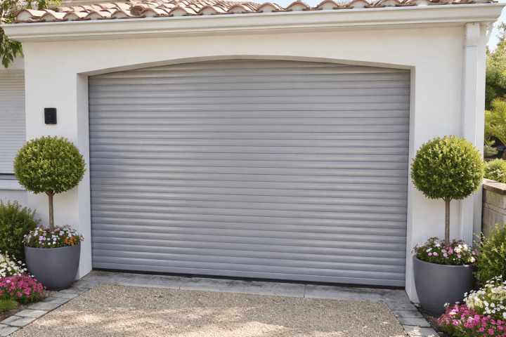 Porte de garage enroulable aluminium