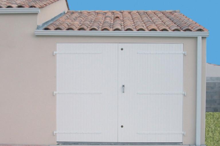 Porte de garage battante PVC 2 vantaux