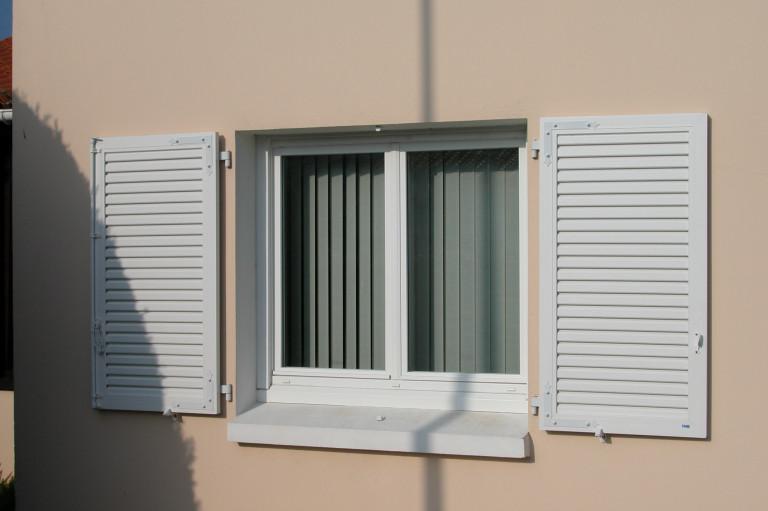 volets battants PVC