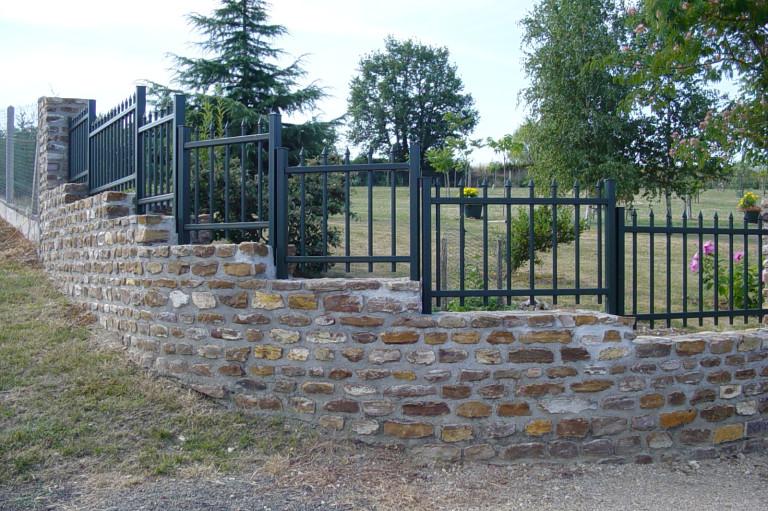 Clôture aluminium_Gamme Tradition_Modèle Manoir Classique