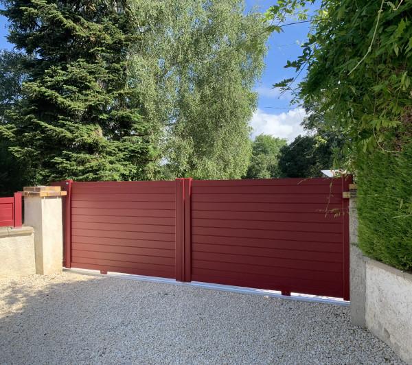 Portail-aluminium-coulissant-cottage