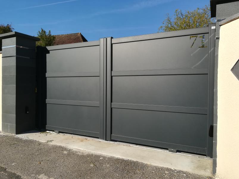 Portail loft structure DT décors Opaq + Numéro