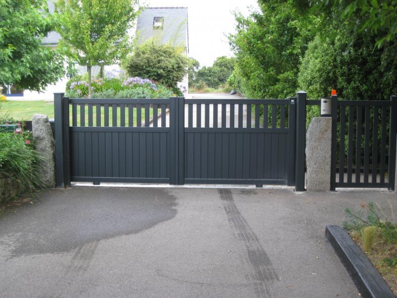 Portail semi jointif 2-3 forme droite