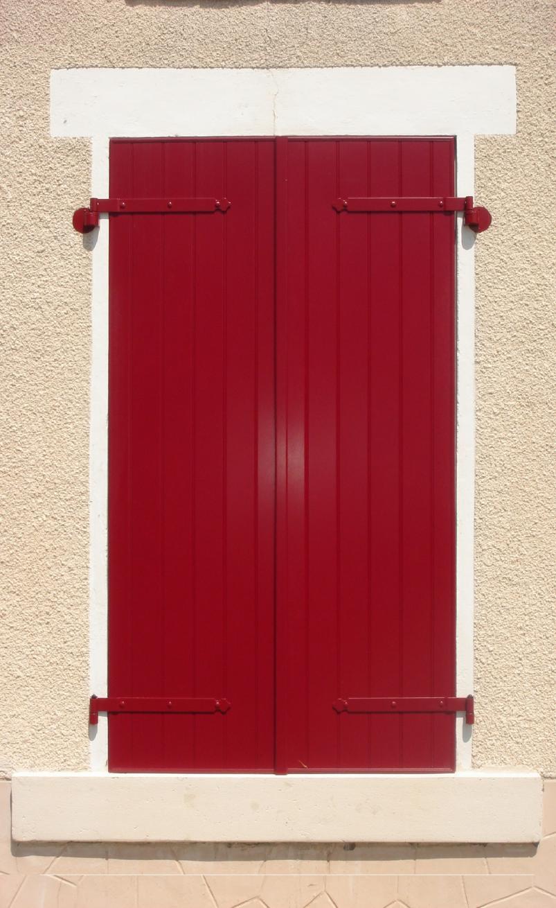 Volets battants ALU extrudés  