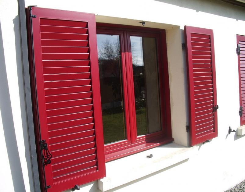 Volets battants ALU persiennés 