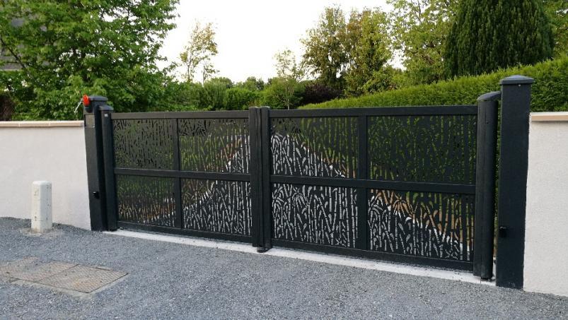 Portail LOFT structure croix décor Bambou