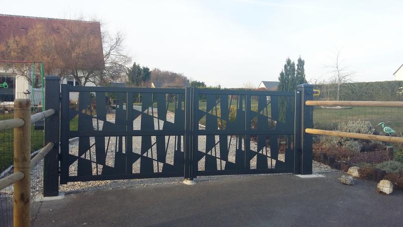 Portail LOFT structure croix décor Eclat