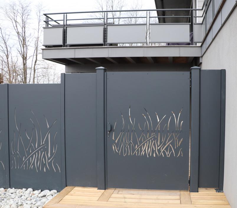 portails gris herbiers