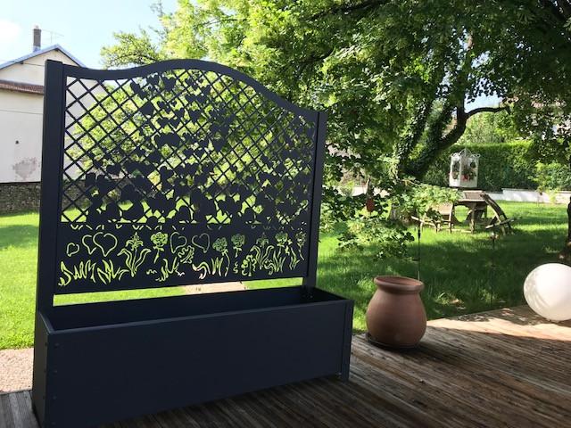 Jardinière modèle châtelaine décor Capucine