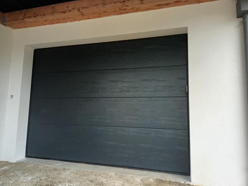 Porte de garage sectionnelle plafond