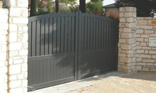 légèreté portail aluminium