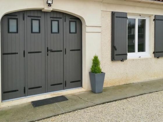 habiller et décorer une porte de garage
